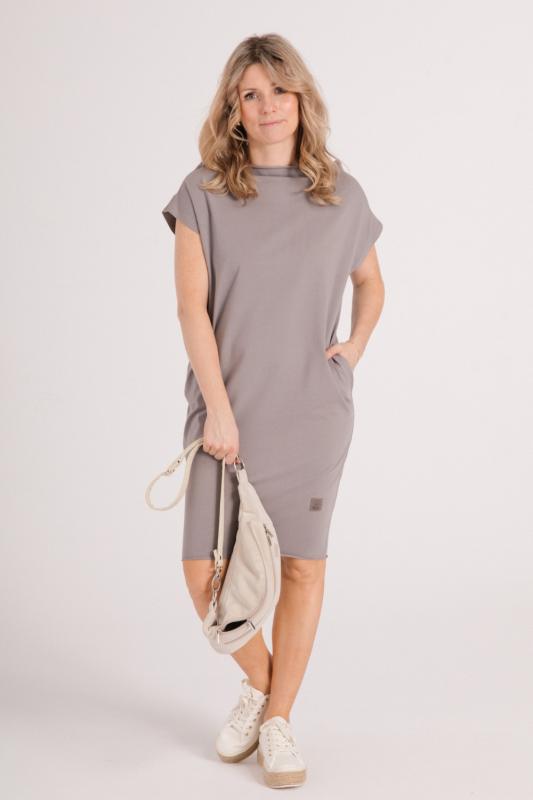 Dzianinowa SUKIENKA NECK do kolan - taupe