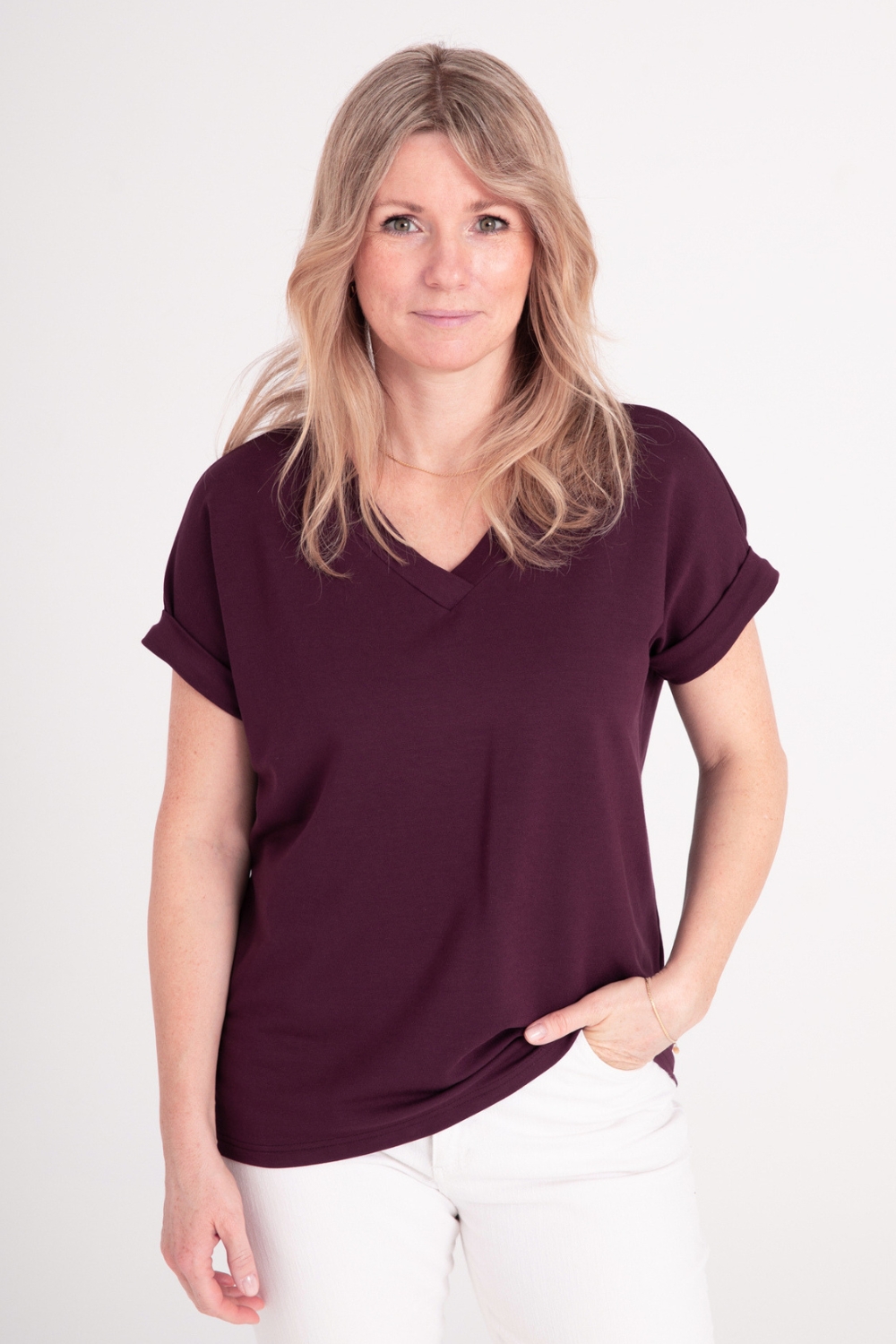 T-SHIRT LEA z bawełny organicznej - śliwka