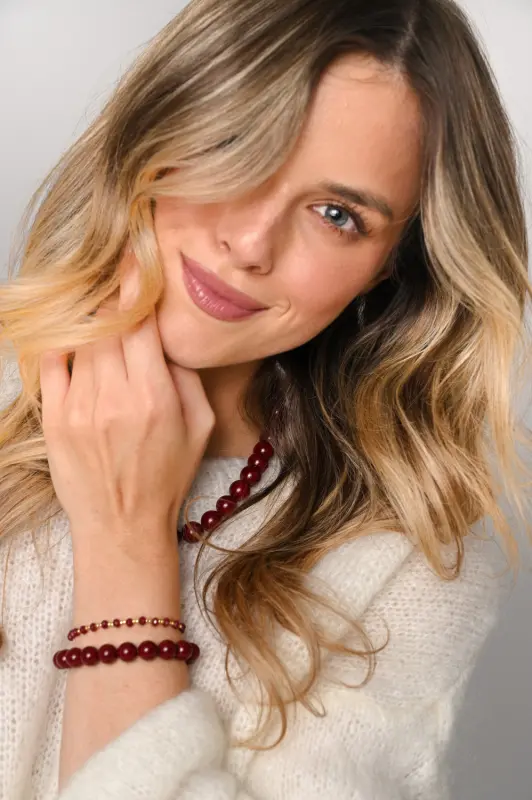 Bransoletka z naturalnych kamieni Bazou – bordo