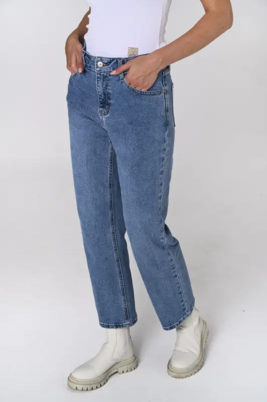 Jeansy SARA straight leg z wysokim stanem – niebieskie