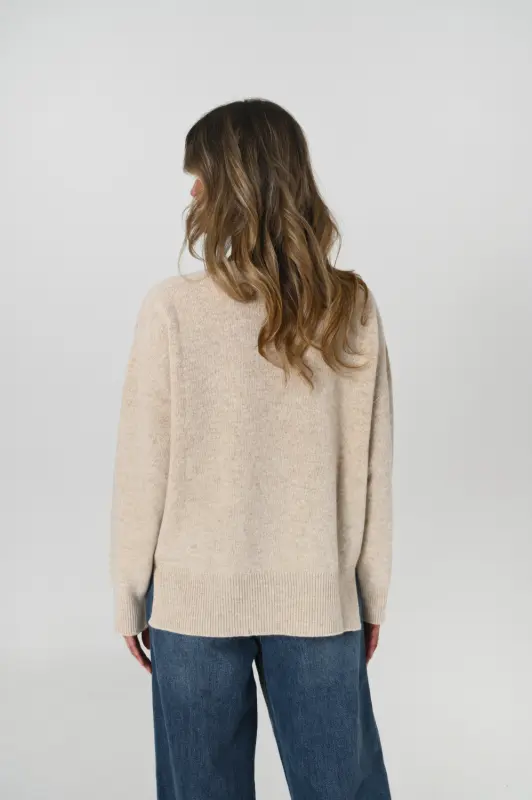 Sweter INES z wełny merynosa - beż