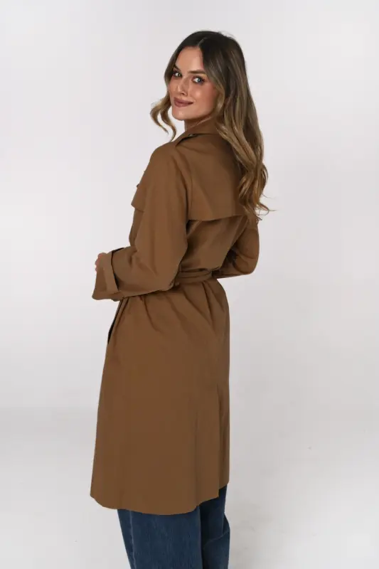 Trencz camel_3.jpg